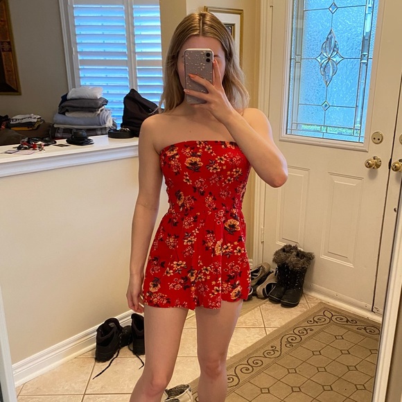 Garage Smocked Floral Tube Romper - Picture 3 of 5